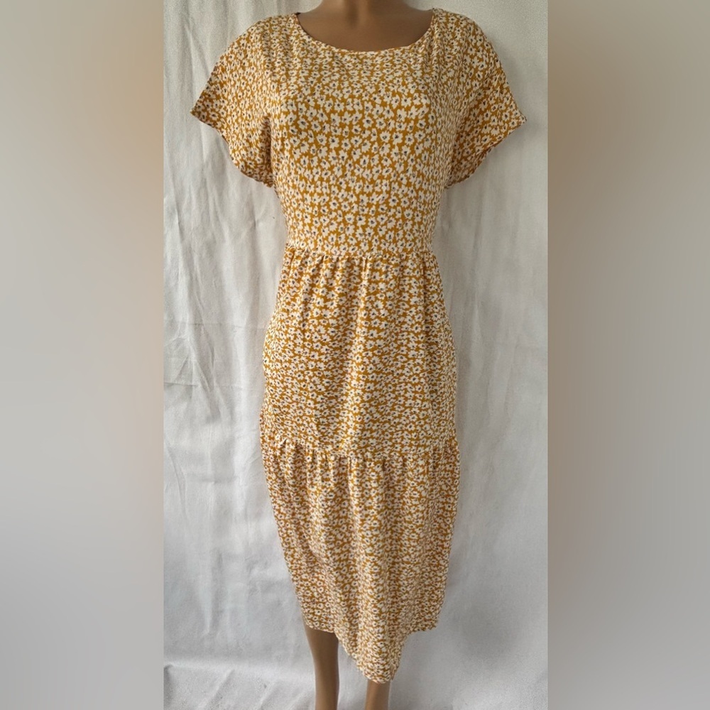 Elegant Floral Midi Dress in Mustard